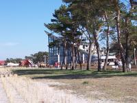 Rügen - Strandpromenade von Glowe mit Wellneshotel